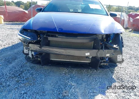 2025 Hyundai Elantra Sel Sport from USA, damaged, VIN KMHLM4DG4SU981568